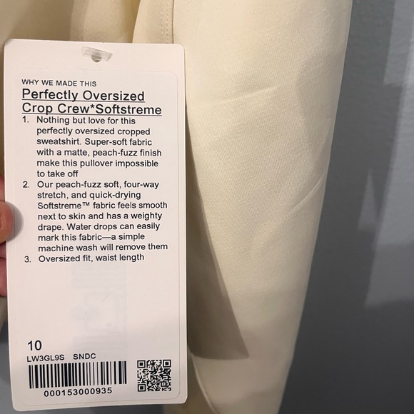 Lululemon Perfectly Oversized Cropped Crew Softstreme in Pale Yellow Size 10 NWT - Picture 5 of 6